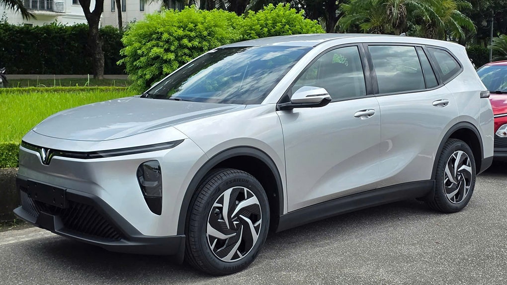 VinFast Limo Green ghi dấu ấn mạnh mẽ trong phân khúc MPV điện